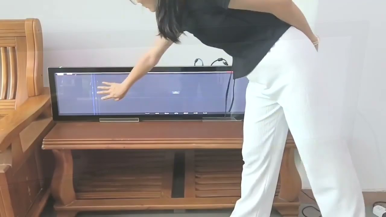 Ultra Wide Stretched Bar Lcd 700 Nits For Retail Industry