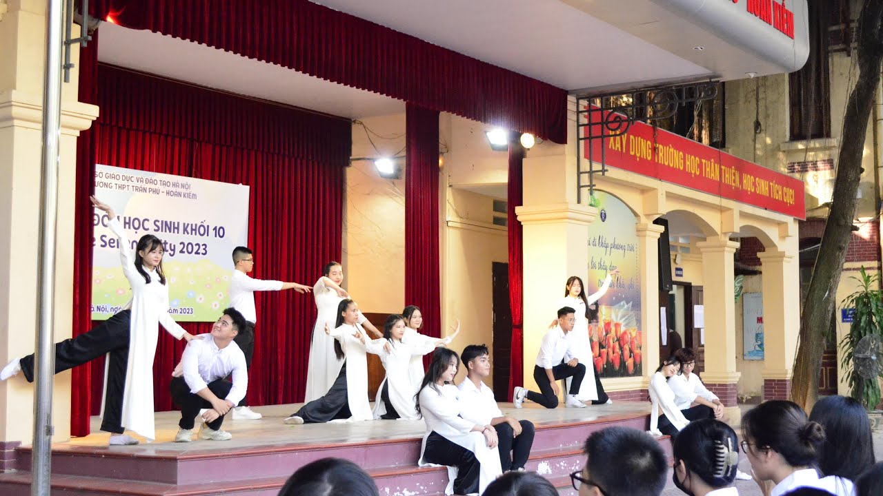 MÚA - TỪ THÍCH THÍCH THÀNH THƯƠNG THƯƠNG | CLB TPD TRAN PHU DANCE