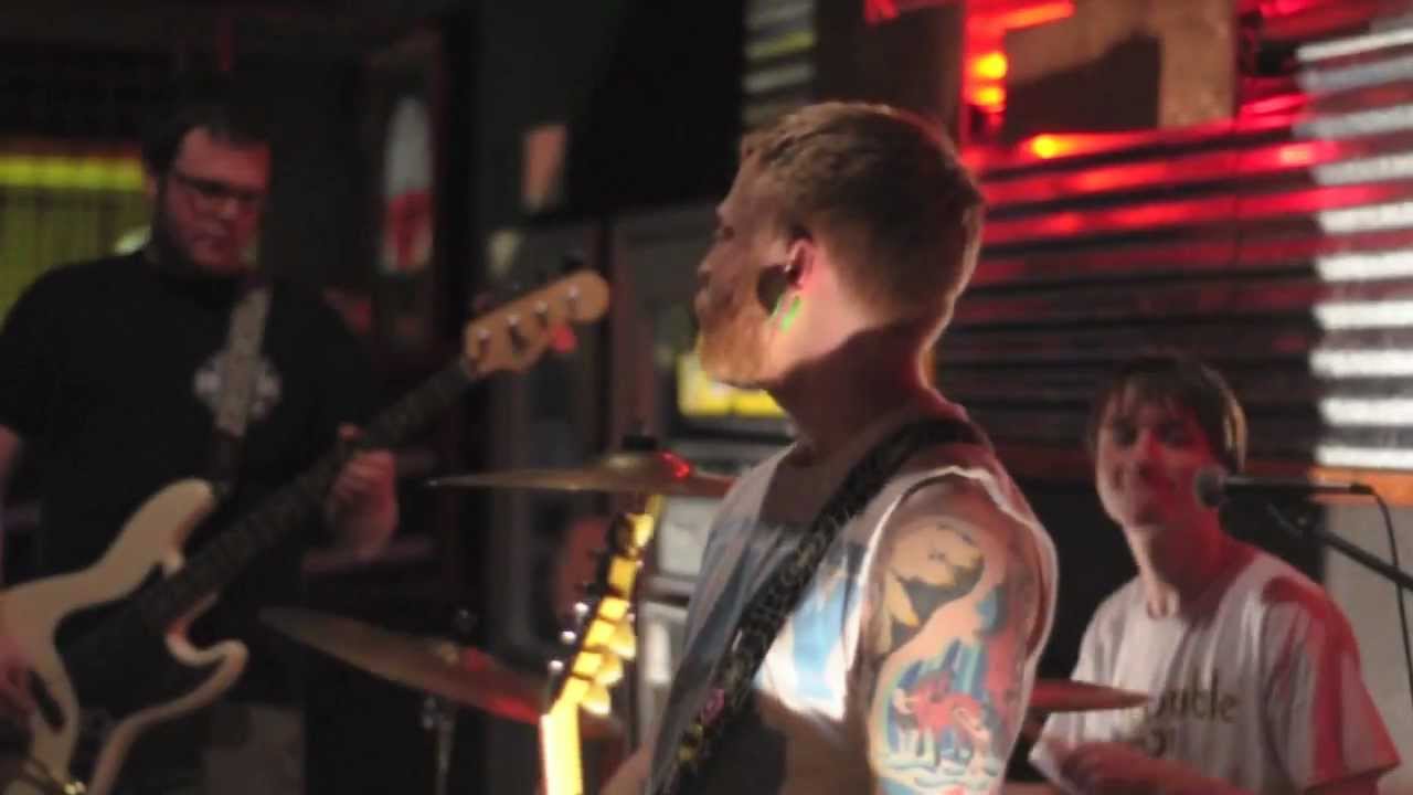 Four Minute Mile - Grey (OFFICIAL VIDEO)