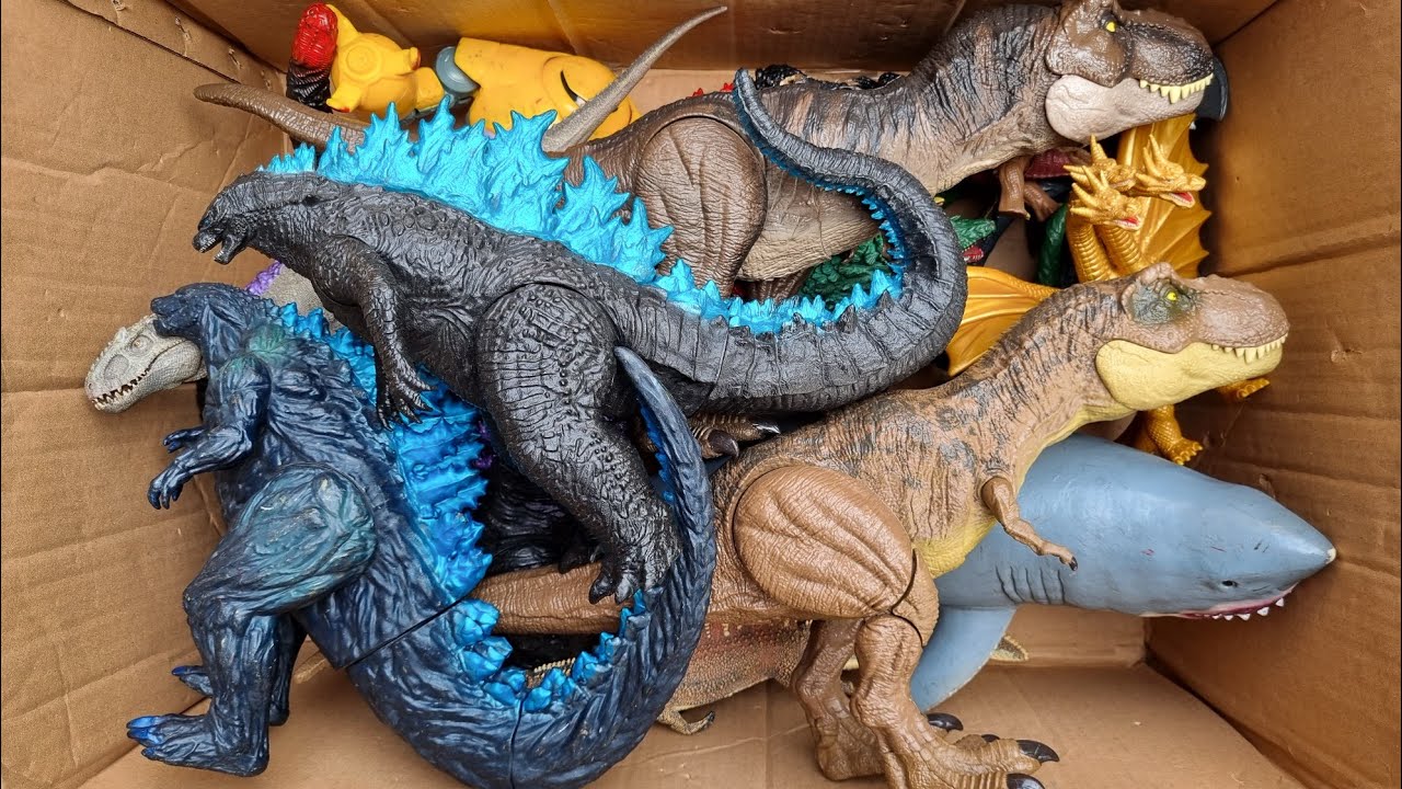 Hunting T-Rex, Distortus Rex, Spinosaurus, Megalodon, Mosasaurus And More Dinosaur Toy