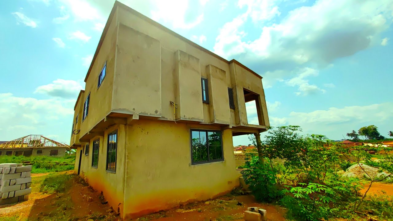 A Tour Inside This 5-Bedrooms Uncompleted House At Kumasi-Ghana Will Below Your Mind