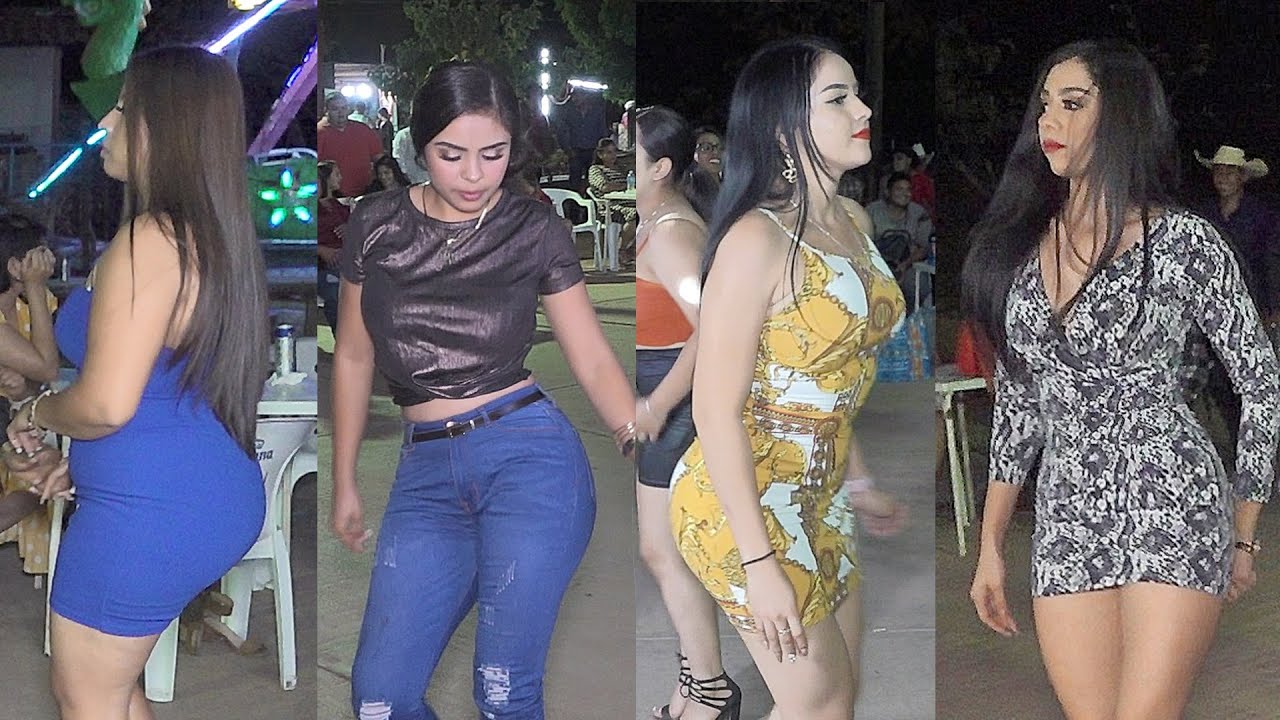 Que guapas mujeres en los bailes de  Guerrero