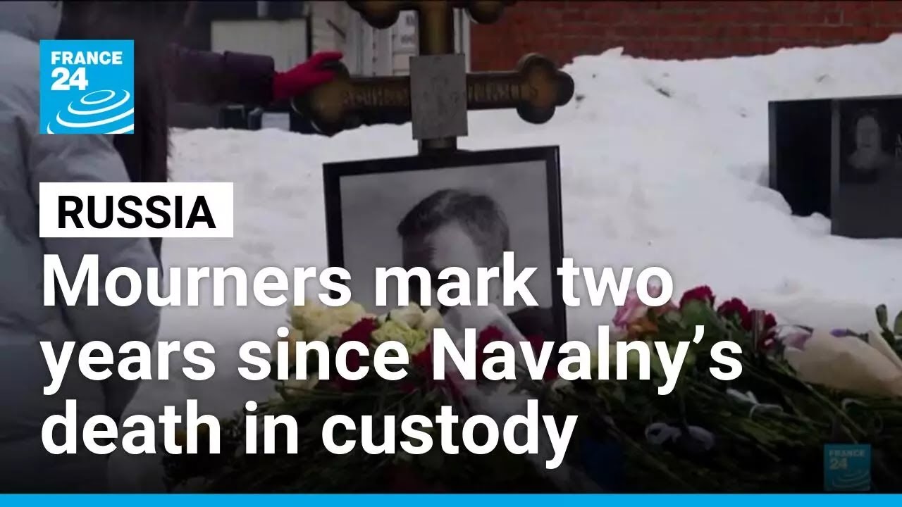 Moscow mourners mark two years since Navalny’s death in custody • FRANCE 24 English