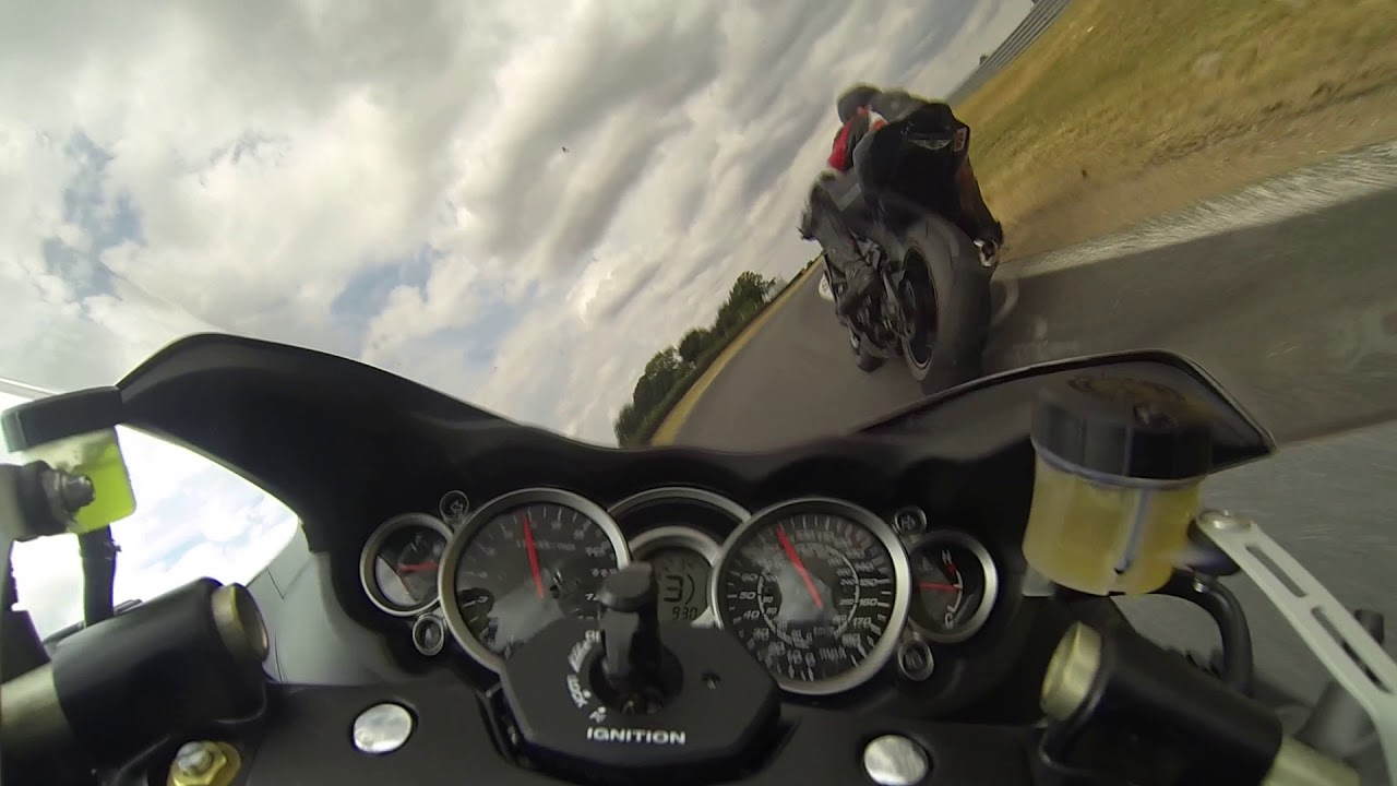 Suzuki hayabusa onboard 4 snetterton no limits trackday