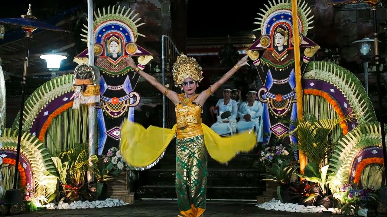 Tari Oleg Tamulilingan (Pendek) Versi Gamelan Semara Pagulingan