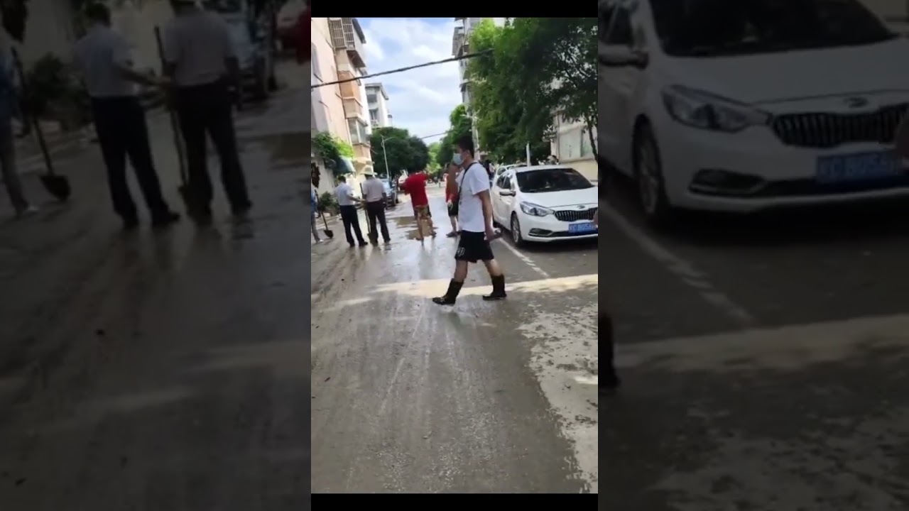 桂林洪水退去后领导作秀抢镜头被居民痛斥 #现实 #记录