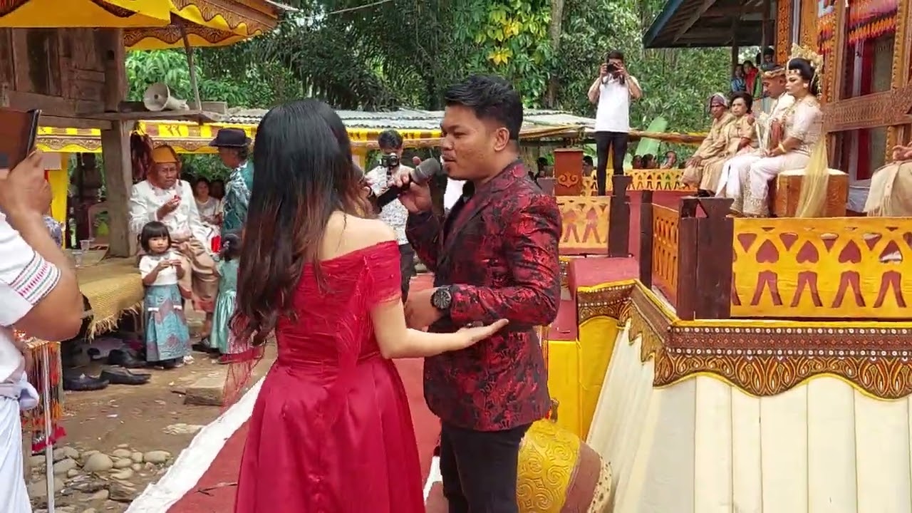 Sipakaboro' Sae Lakona // Adit Toraja ft Ayu Siramba' // Duet Viral