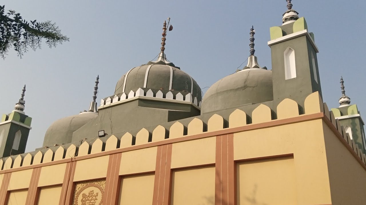 Dargah Sheikh Banhoo at Bukera Sharif