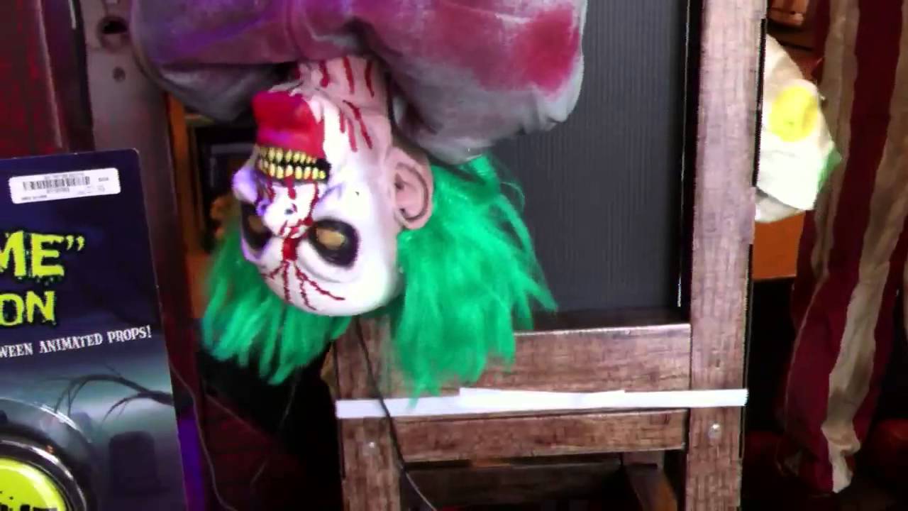 Spirit Halloween 2013 tour