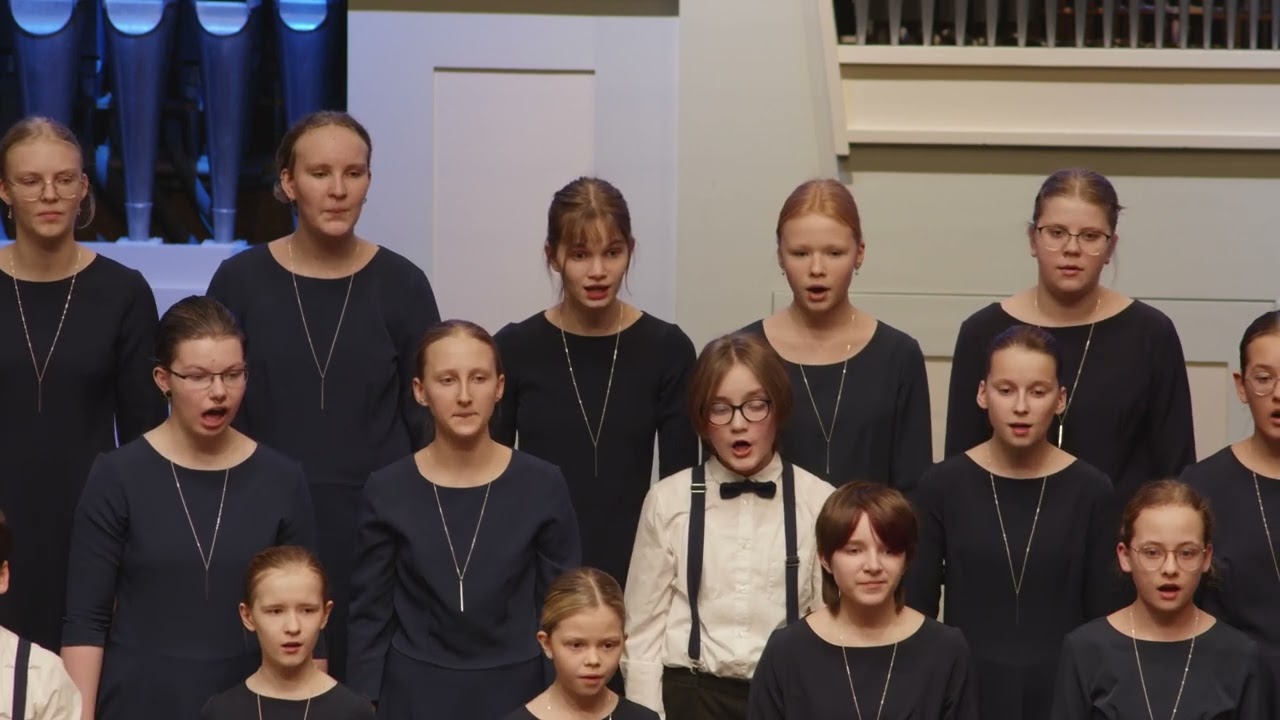 Tommyanto Kandisaputra - Sik Sik Sibatumanikam | Vaikų choras Ugnelė