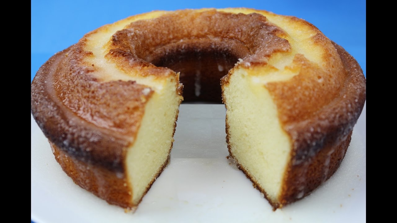 BOLO DE IOGURTE (BOLO DE IOGURTE NATURAL, FOFINHO E DELICIOSO!)