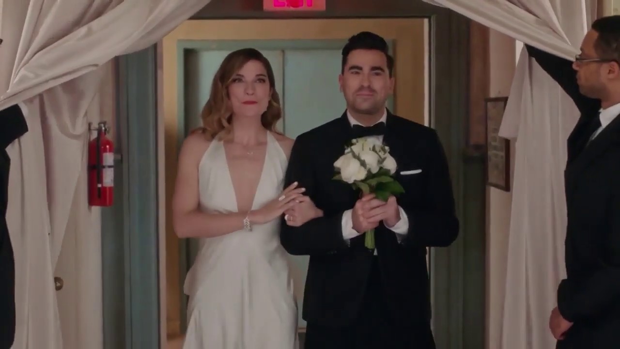 Jazzagals sing 'Simply the Best' (Schitt's Creek)