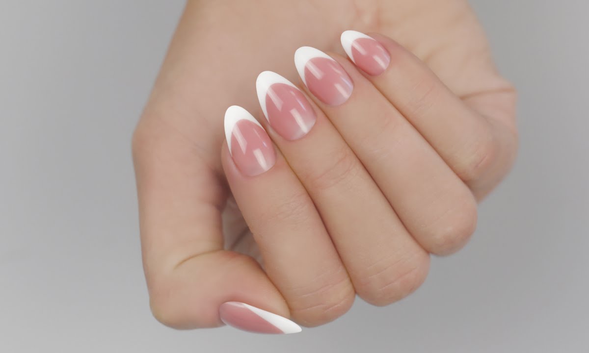 Szalonmandula COOL REMOVE Builder Gel-ből