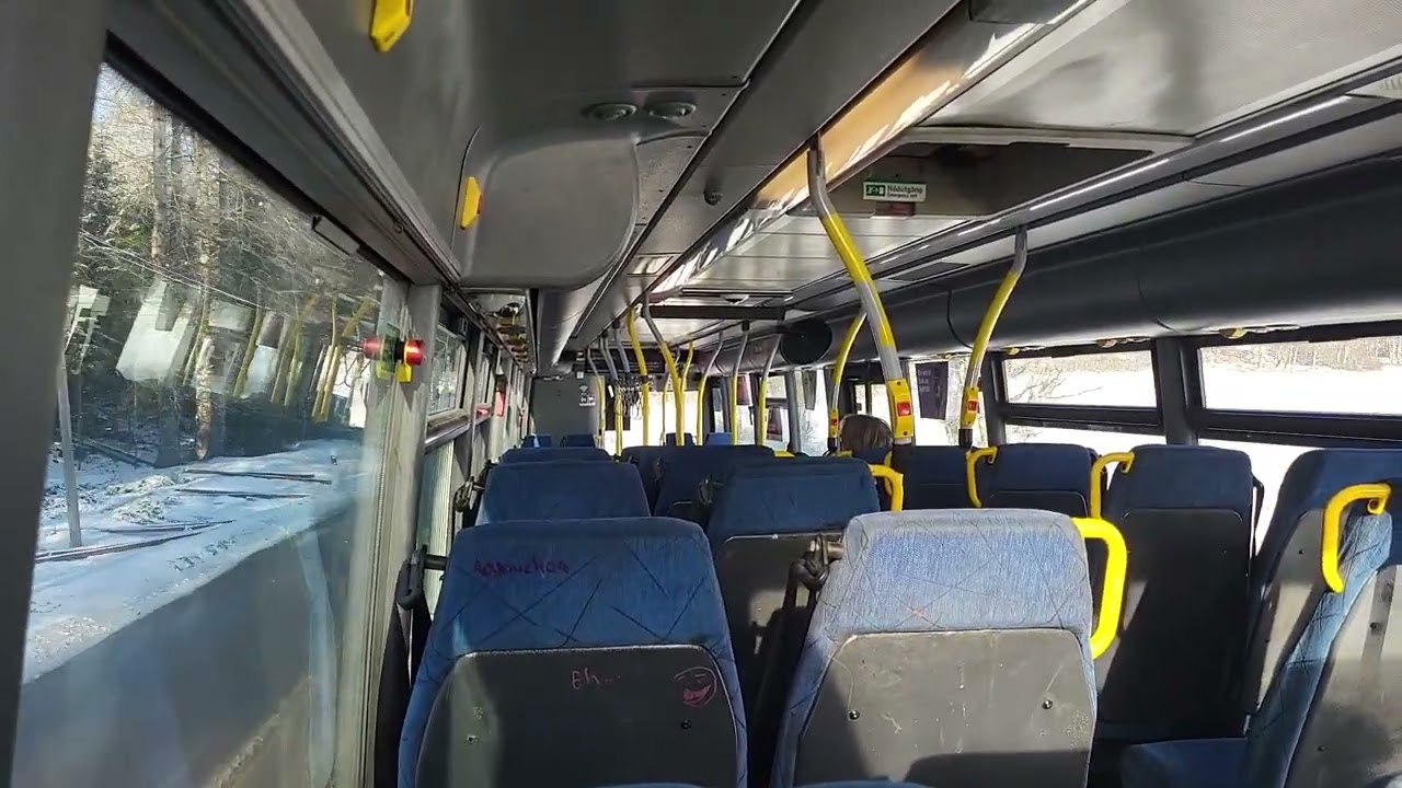Linje 788 Järna station-Södertälje syd med Nobina 7222