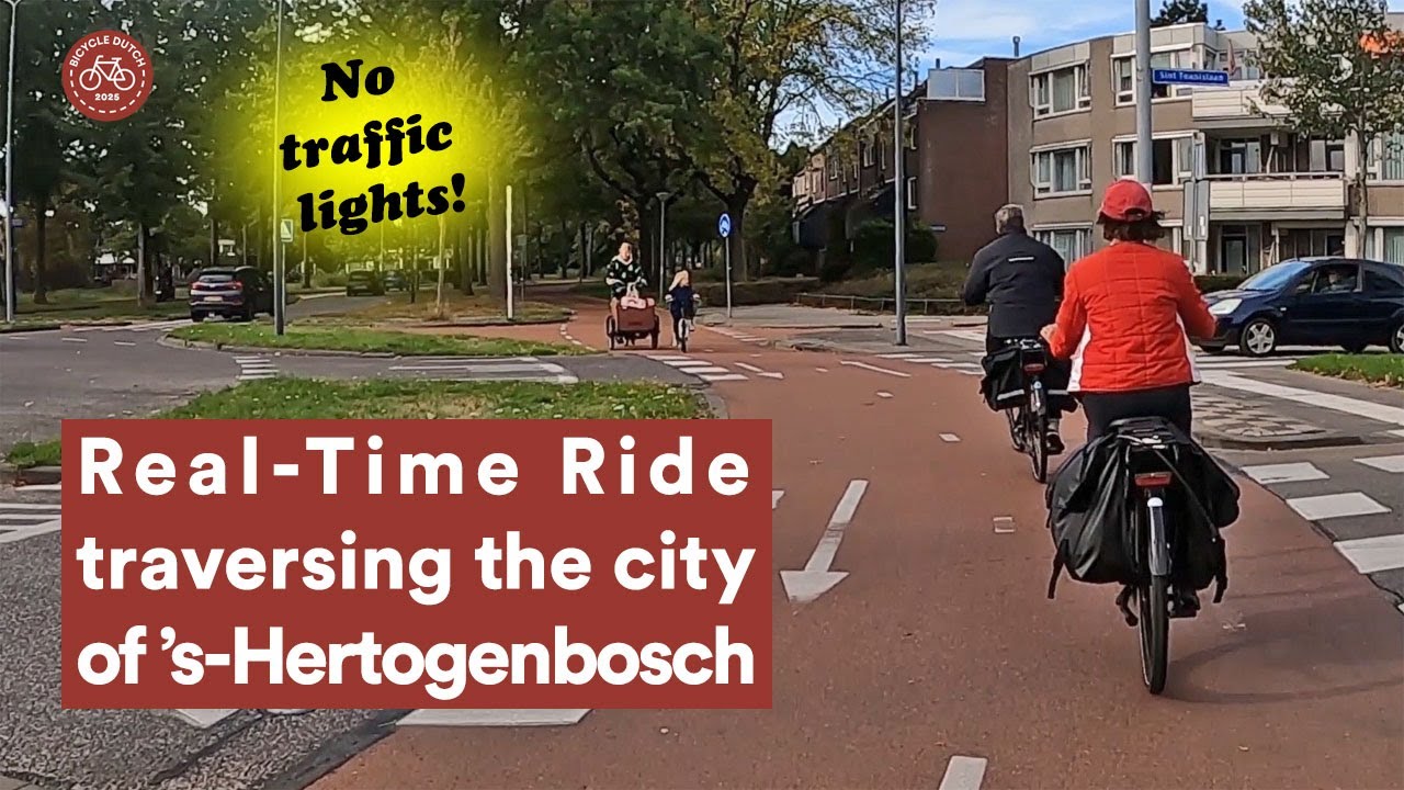Traversing the city of 's-Hertogenbosch on a bicycle