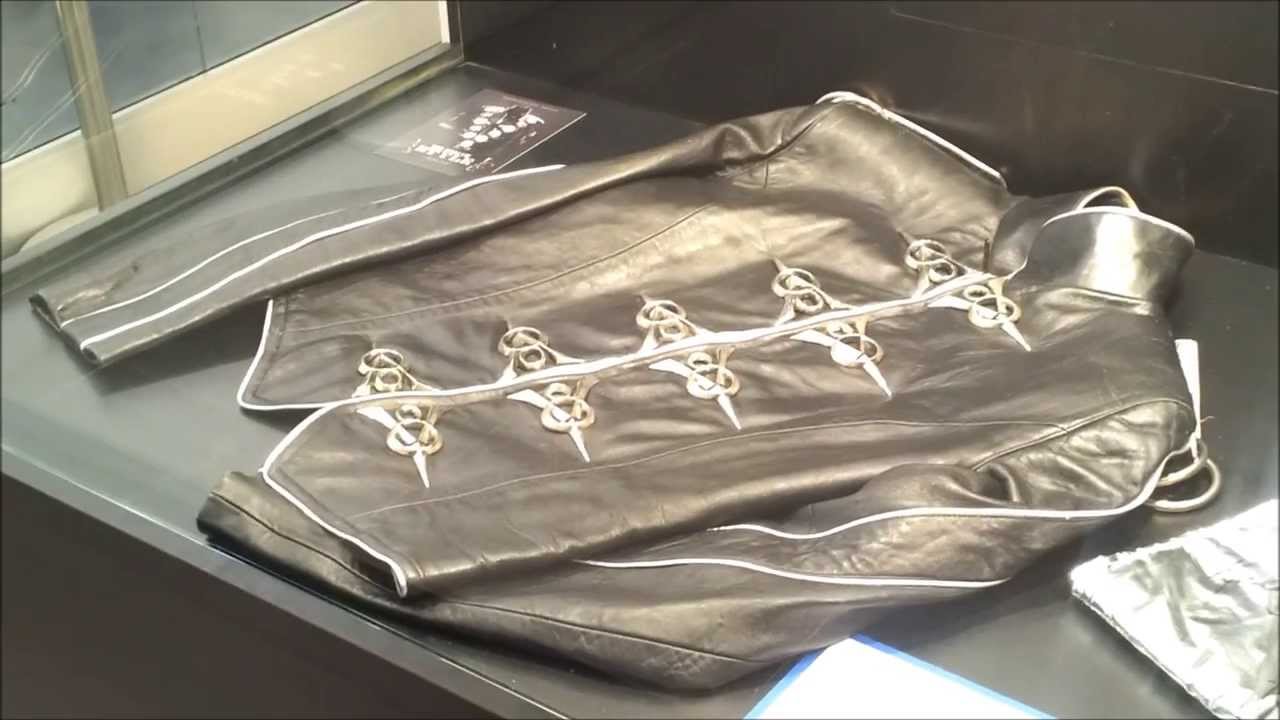 2012-10-11   Michael Jackson Wardrobe - The Collection of Tompkins & Bush - London