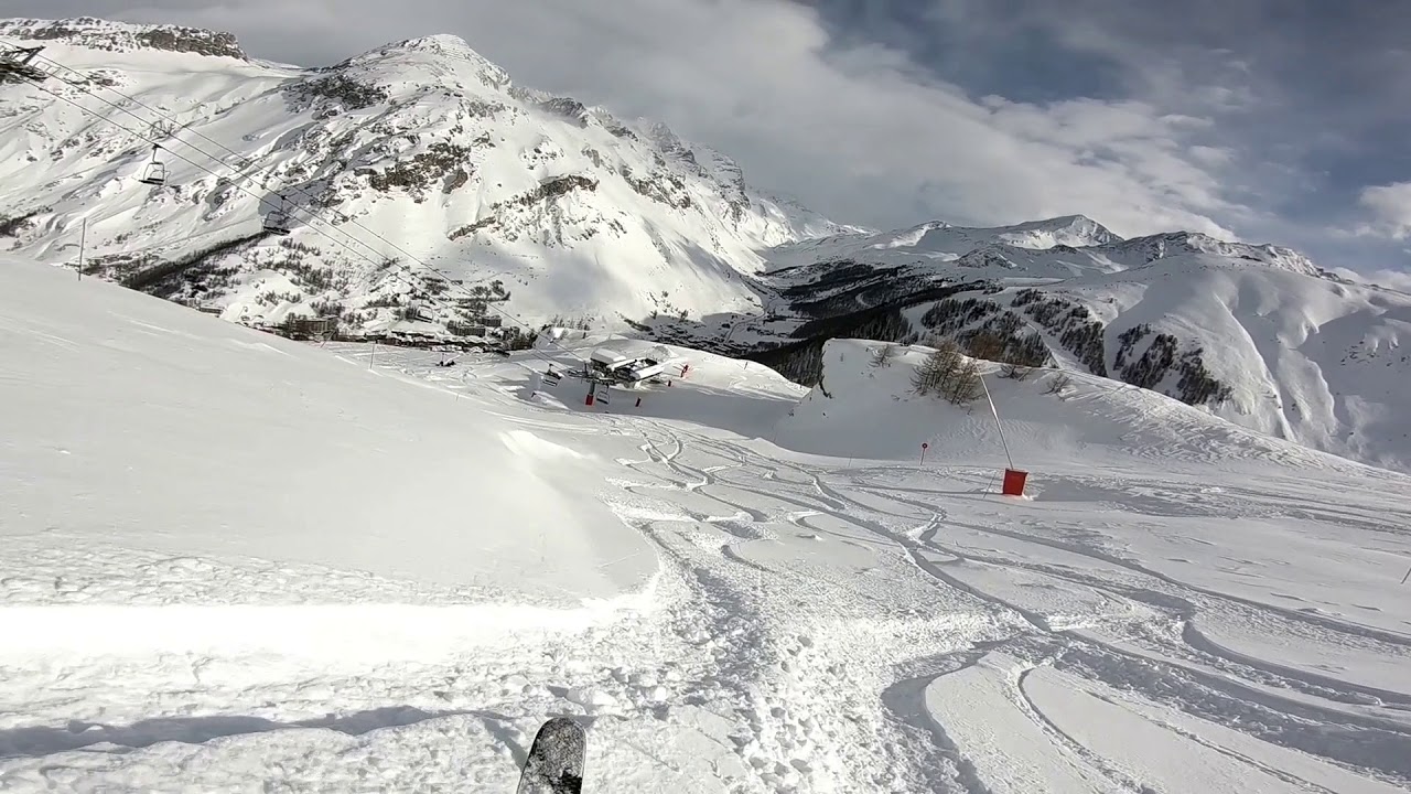 Powder skiing at Val d'Is&egrave;re - French Alpes - Jan 2018 - GoPro Hero6