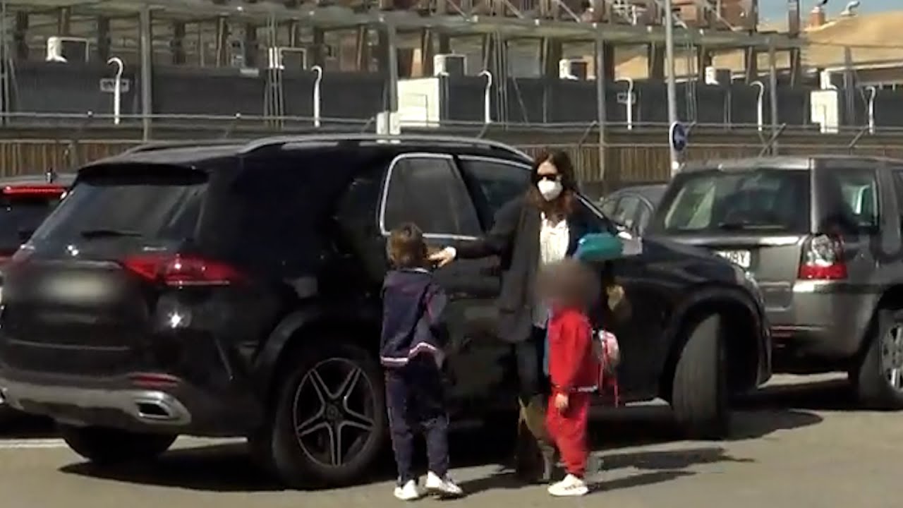 Sara Carbonero, volcada en sus hijos tras su divorcio de Iker Casillas