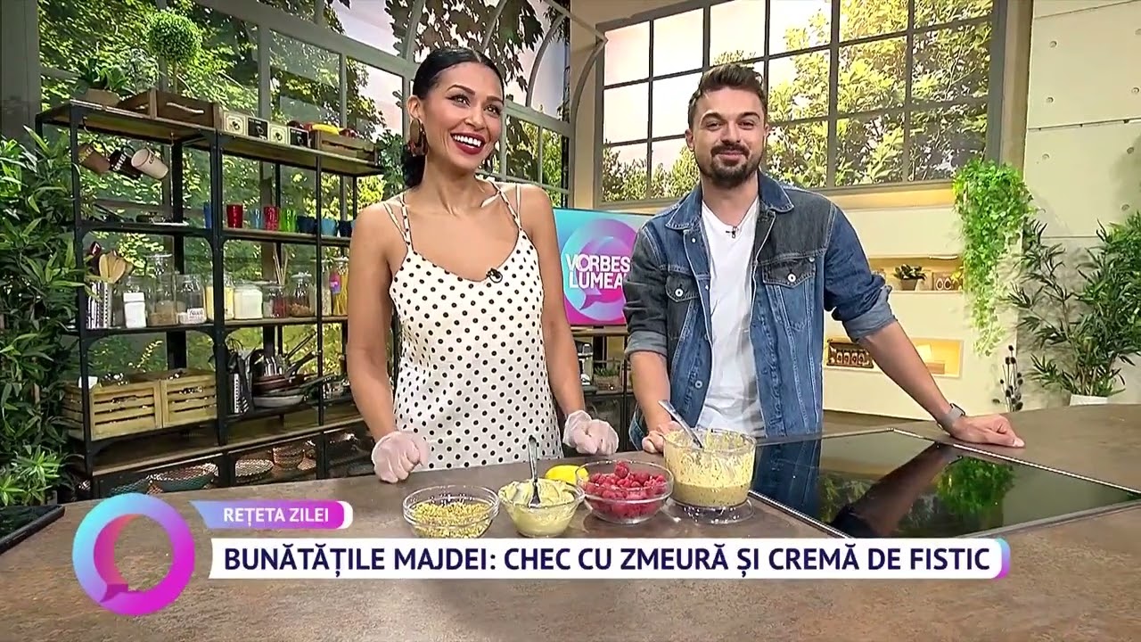 Bunătățile Majdei: chec cu zmeură și cremă de fistic