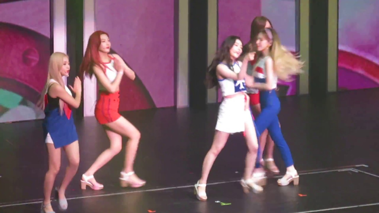 [FANCAM] 170805 SMTOWN HONGKONG Red Velvet - Russian Roulette
