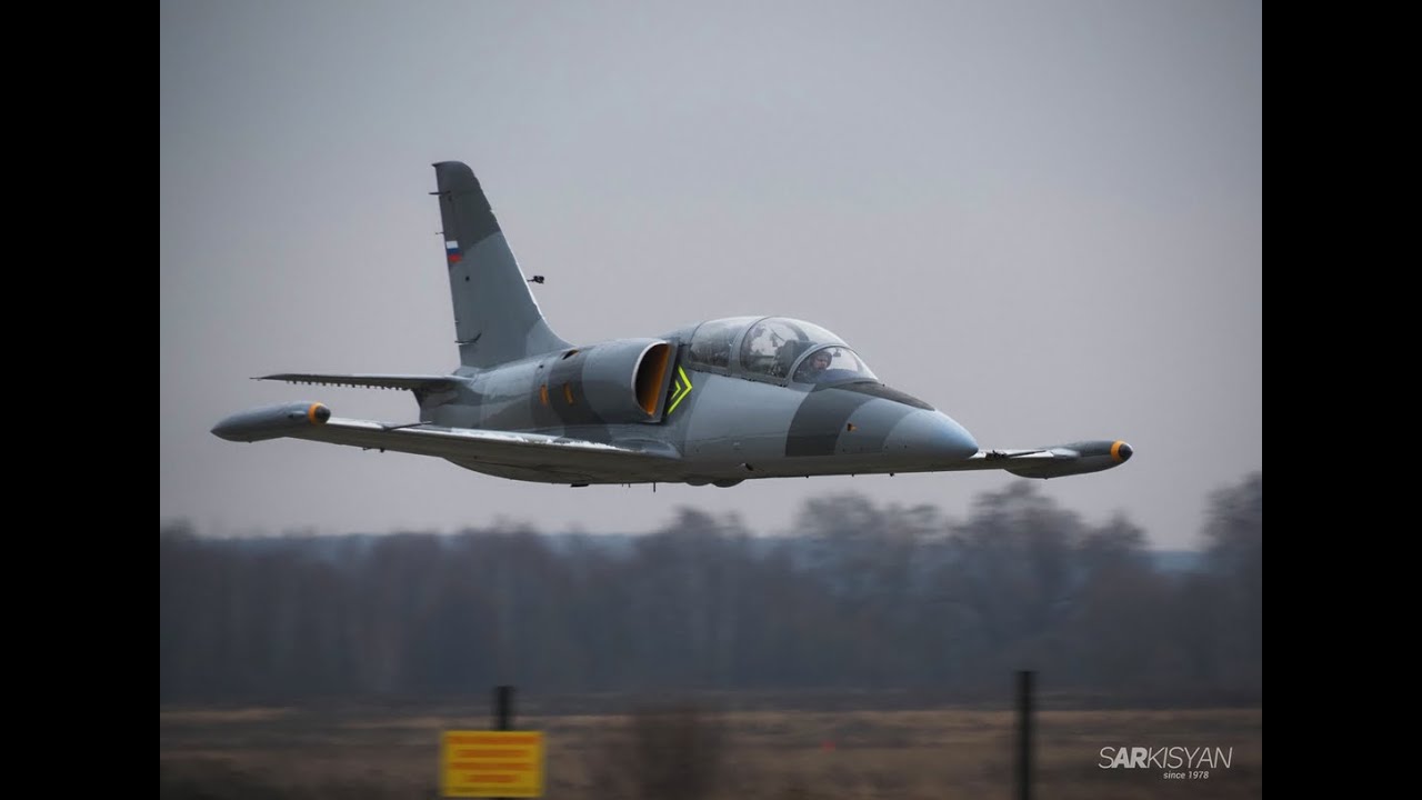 Amazing tourist flight on jet L-39