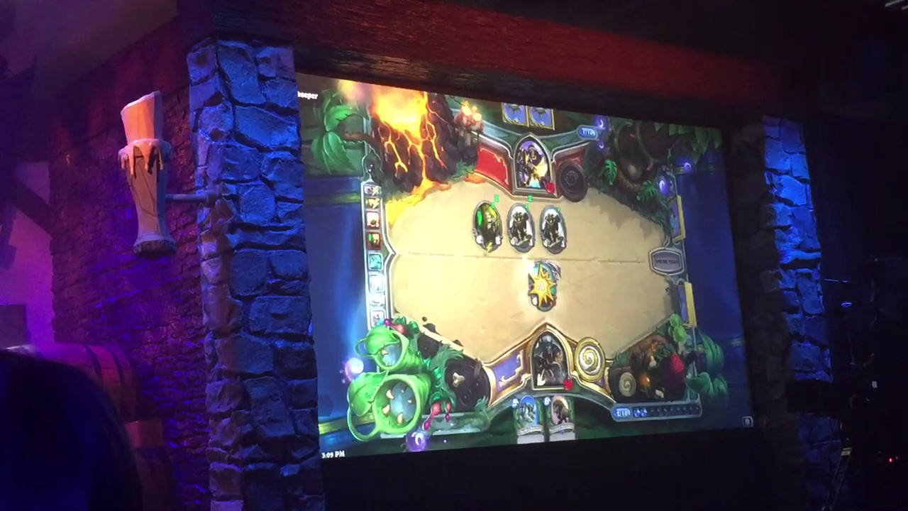 Queen Carnassa plus Rhino is OP