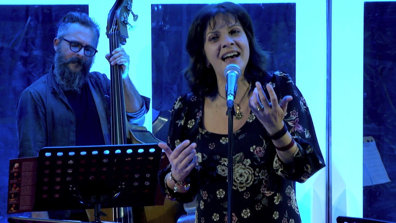 Musica tradizionale abruzzese “Nebbia a la valle”