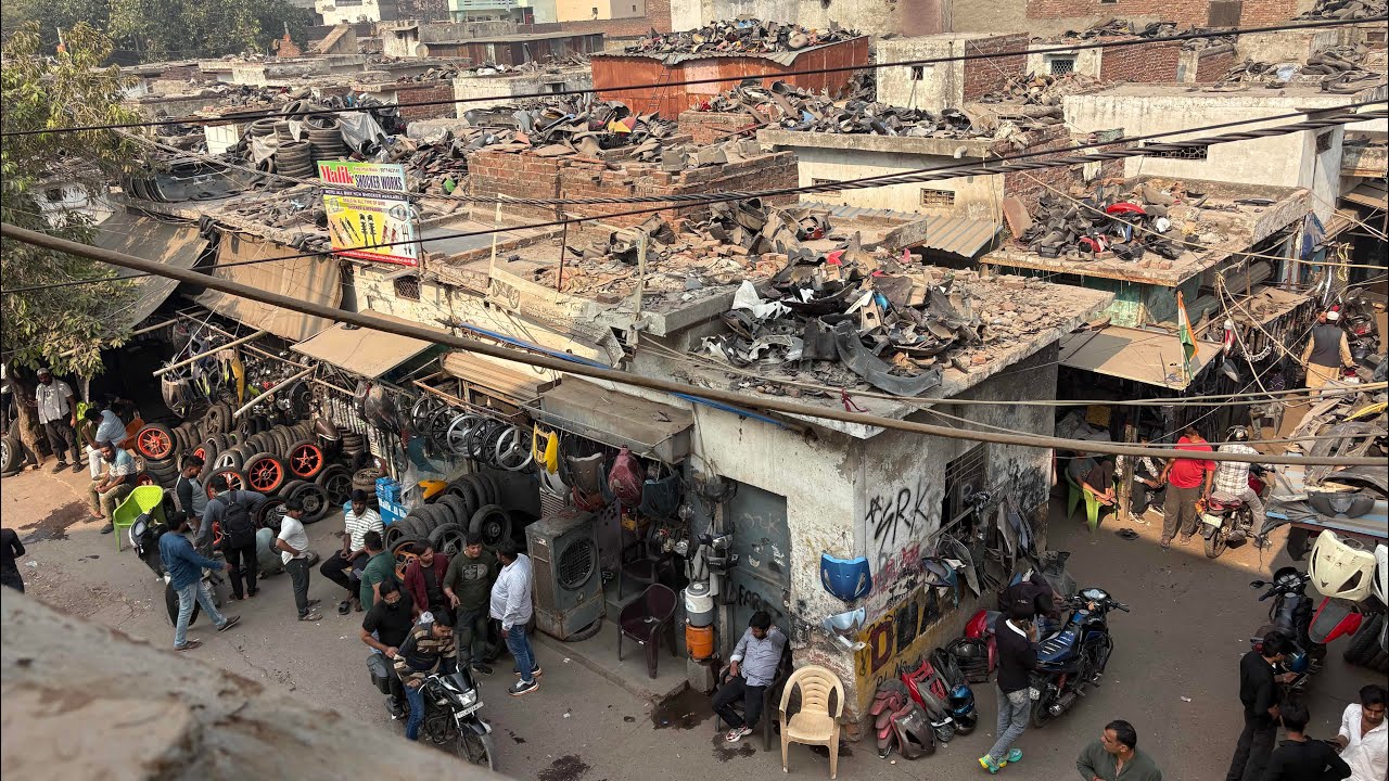 Cheapest bike 🏍️ Market in delhi NCR ||Second hand motorcycle  scooty / Bike parts &  full body R15 