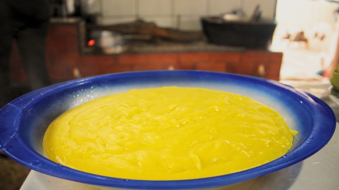 ANGU DE MILHO VERDE DA ROÇA FEITO NO FOGÃO DE LENHA