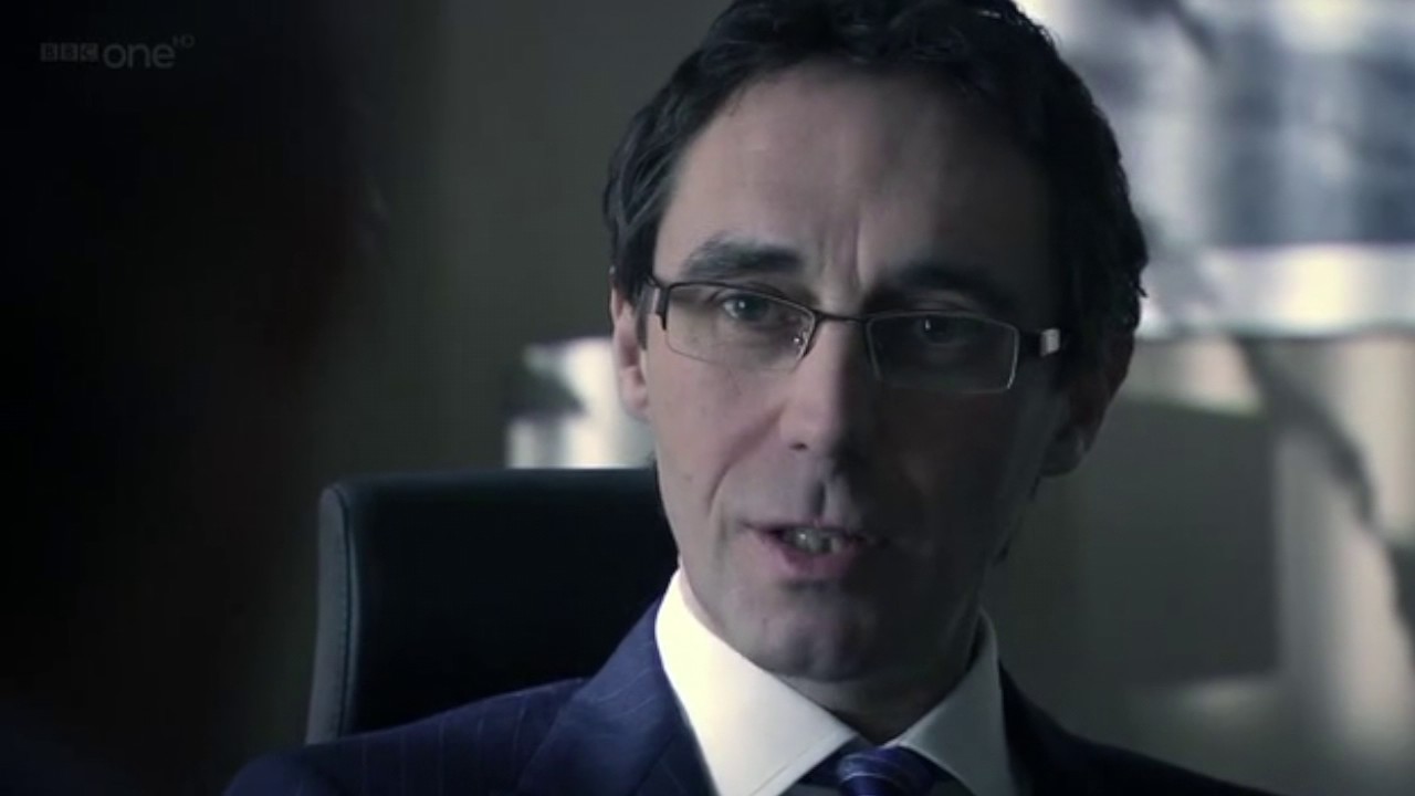 Holby City s13 e38 Hanssen scenes