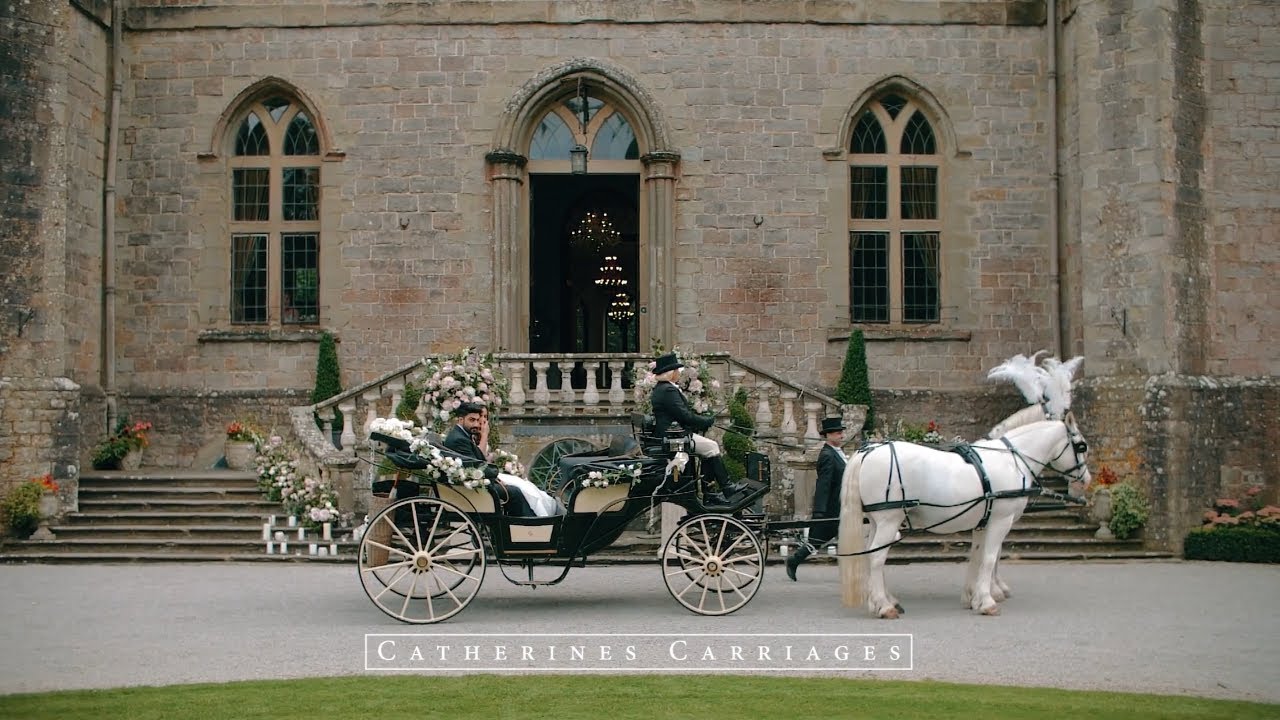 Catherines Carriages // A wedding arrival by horse and carriage //