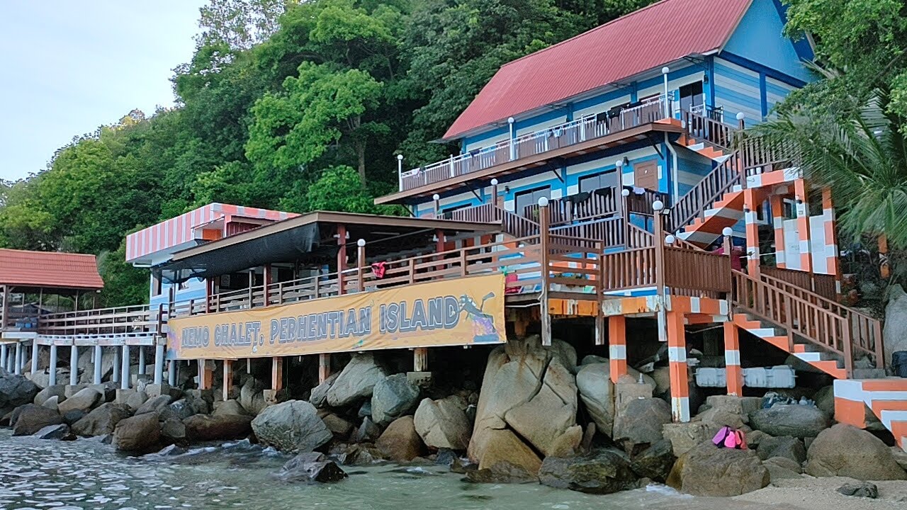 NEMO Chalet :: Hiking Windmill :: Long Beach : Jomm explore Pulau Perhentian, Terengganu