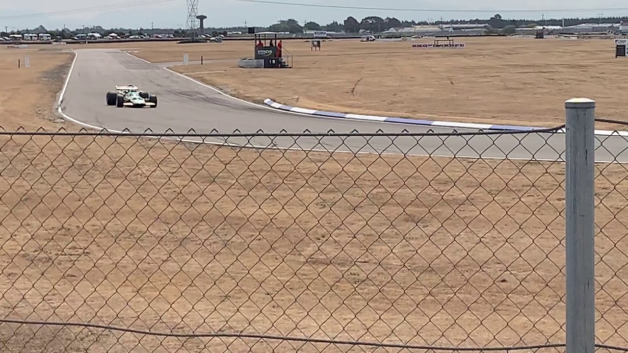 Formula 5000 final race at the scope classic  2020