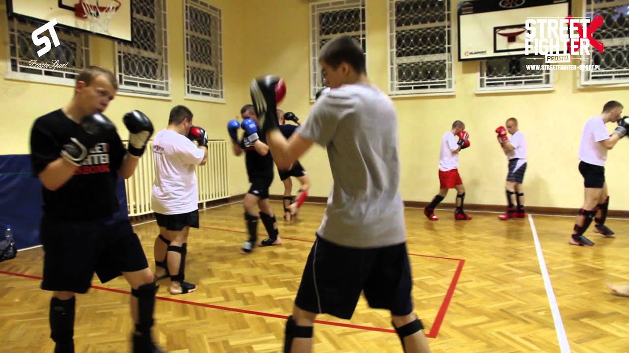 Street Fighter - zaproszenie do sekcji kickboxingu