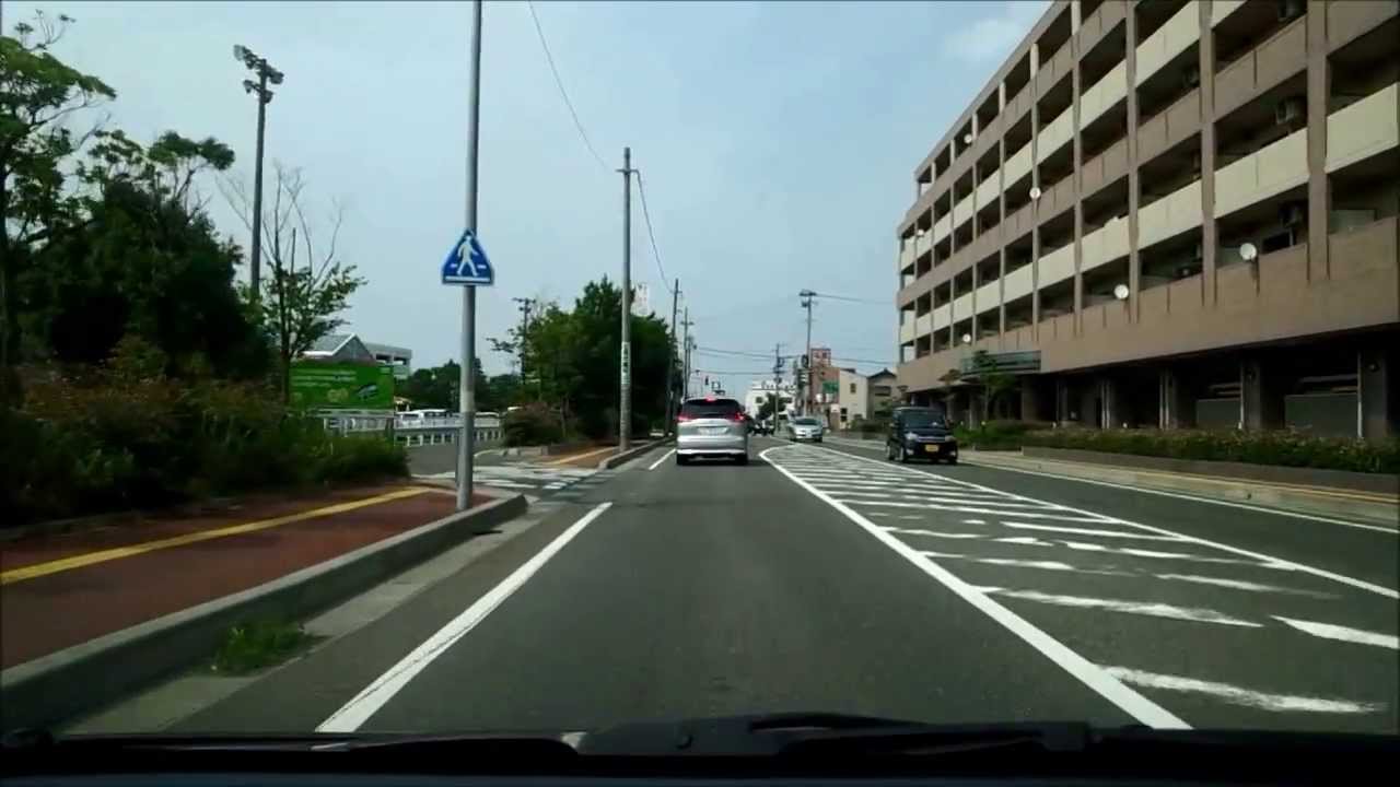 イオン新潟東店とカプコサーカス新潟東に入って出る