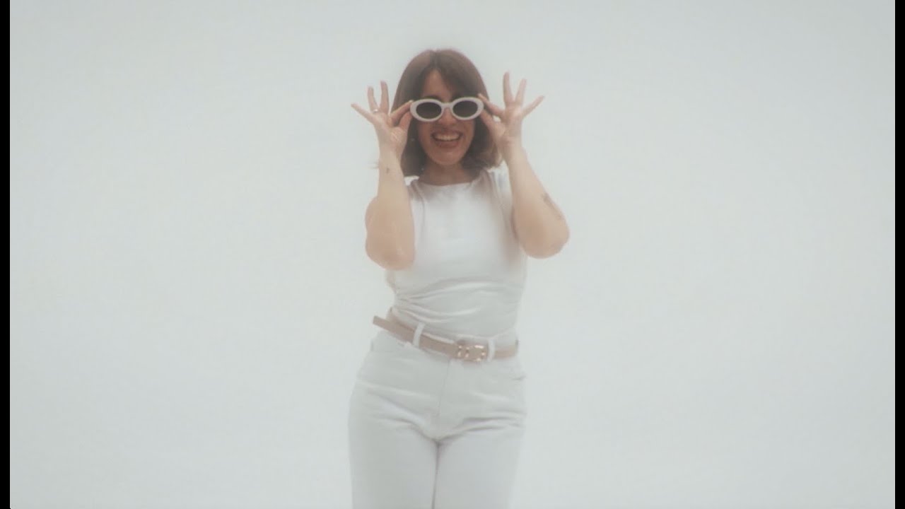 Laura Esquivel - Vivo la vida (Visualizer)
