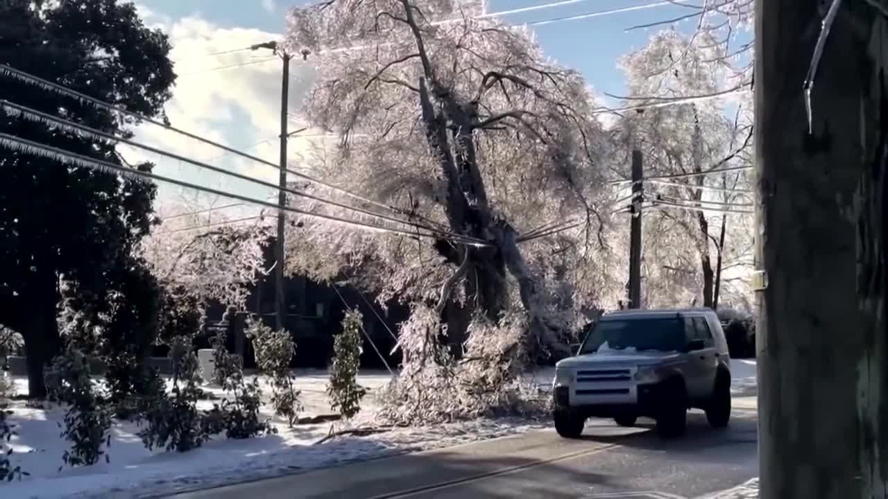 Winter Storm Death Toll Rises as 500K Remain Without Power
