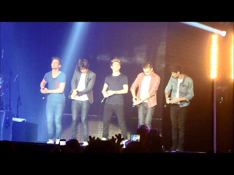 Live While We're Young - One Direction LIVE at Capital Fm's Jingle Bell Ball 2012