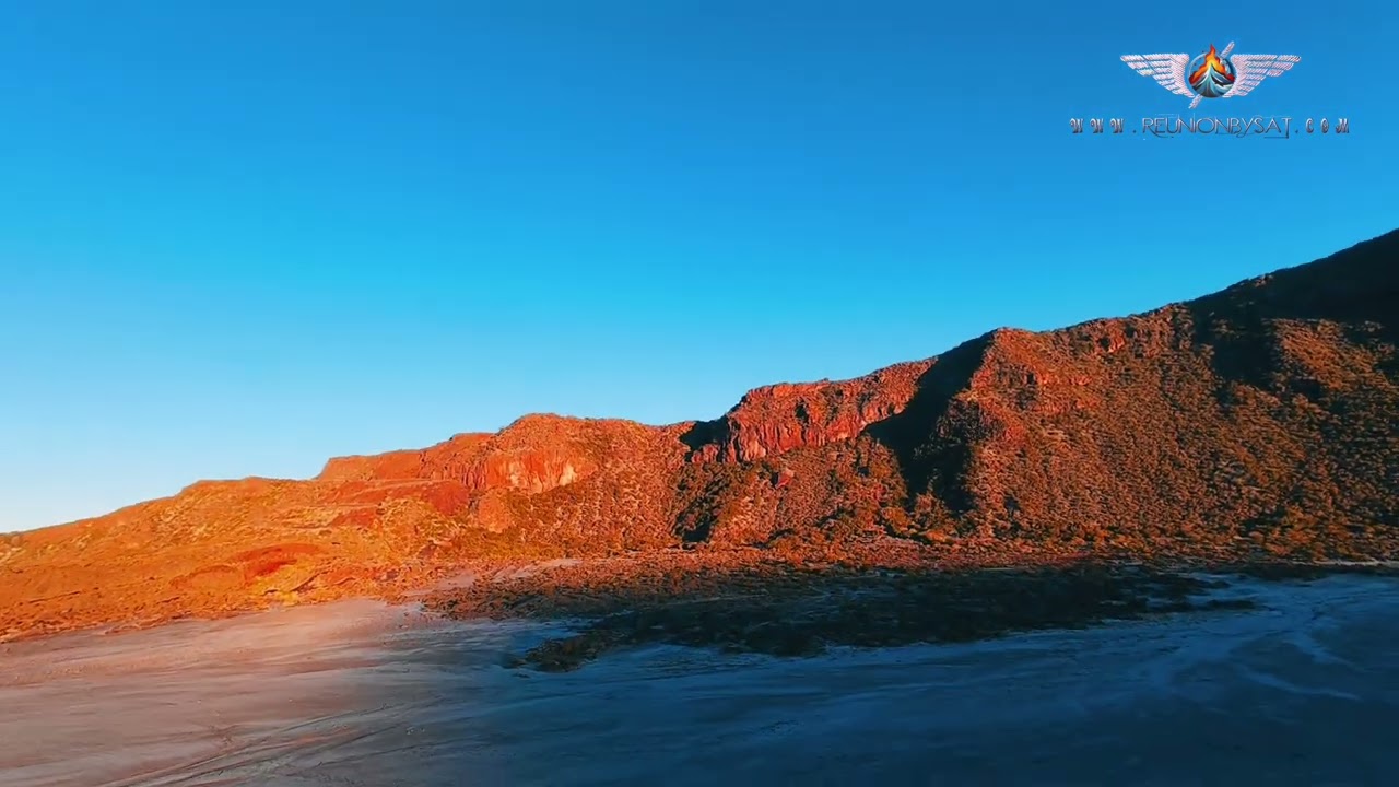 Bienvenue à l’île de la Réunion et à la Plaine des Sables, l’île intense martienne 🇷🇪🌋