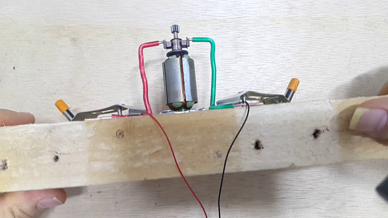 전기자격증같이따요.발전기와 전동기 실제로 한번 보자   Let's look into the real generator and motor~!