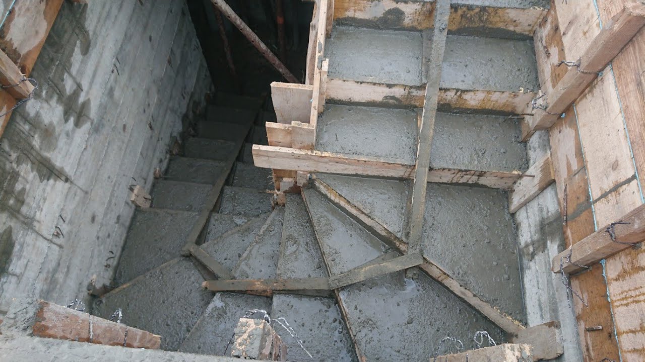 Idei și sfaturi Cum sa construiești Scara balansata la 180° pas cu pas