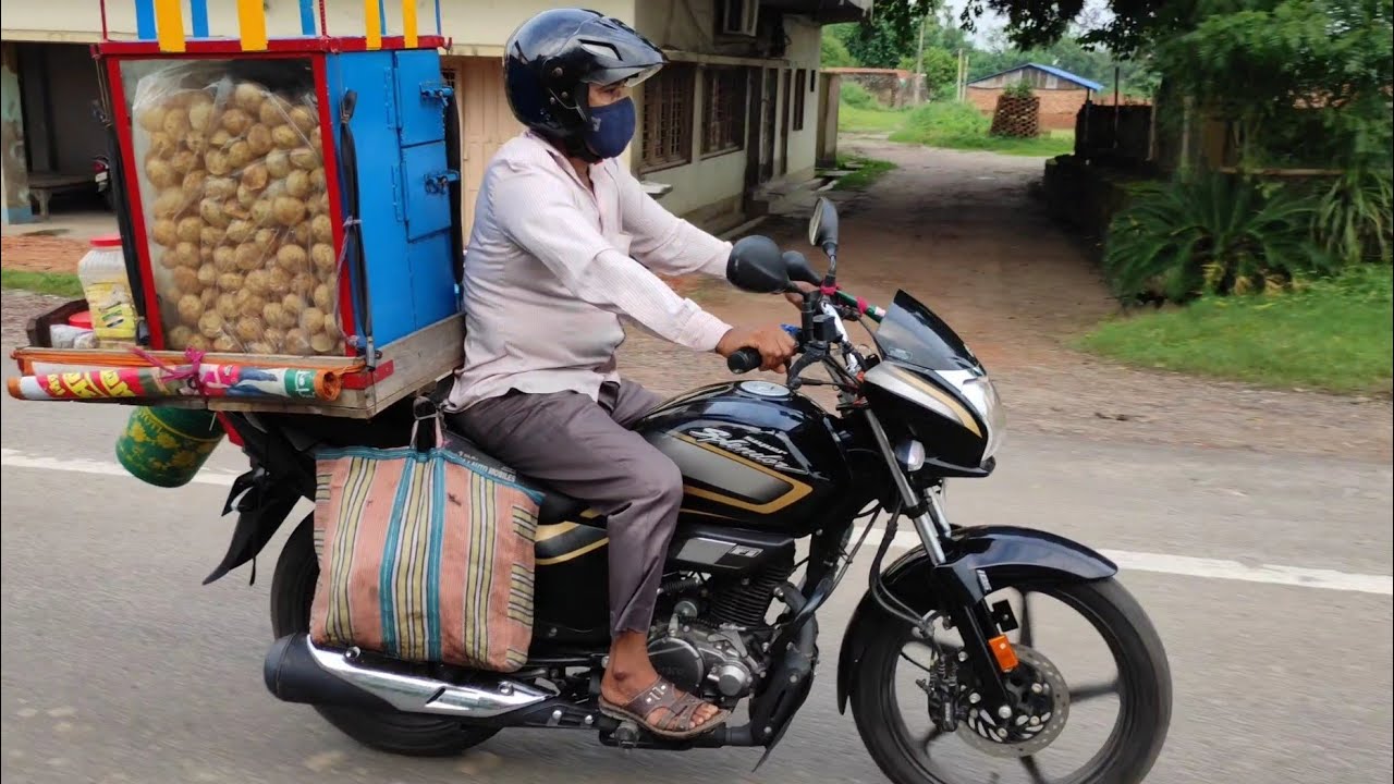 Man Selling Fuchka on His Super Splendor Bike | First Time in India | Street Food India