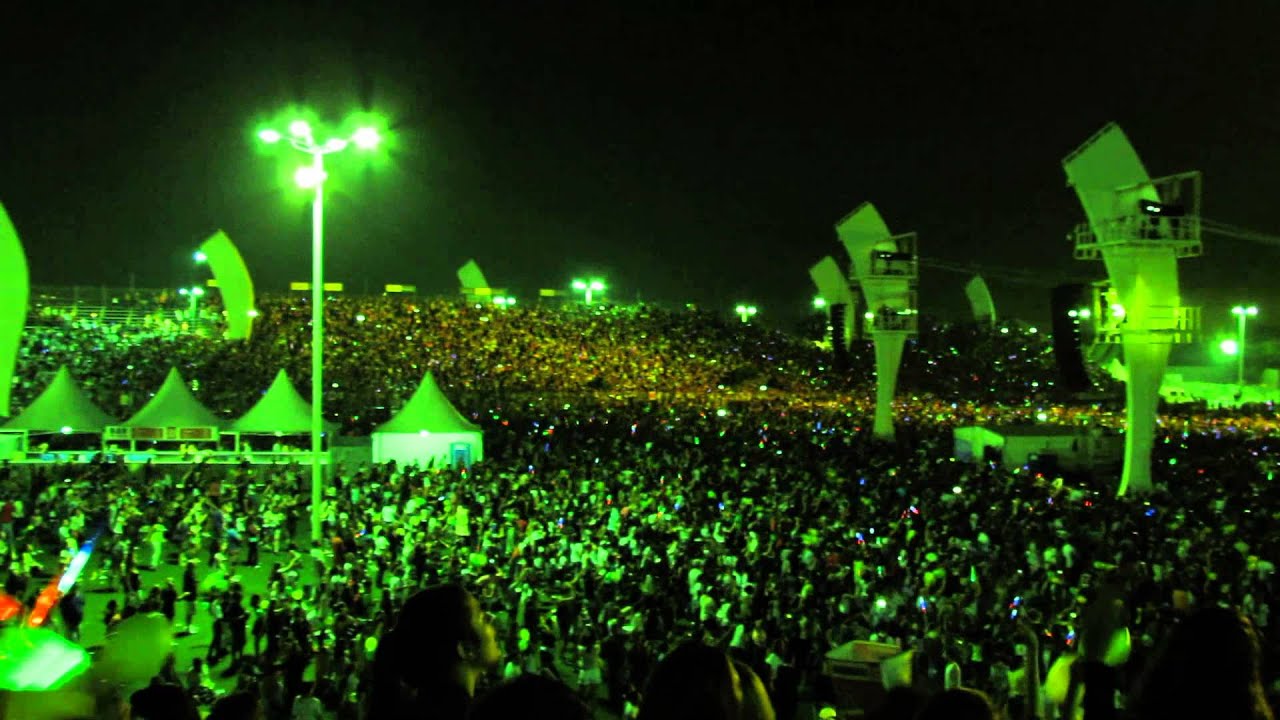 One Direction   Rio de Janeiro   What Make You Beautiful