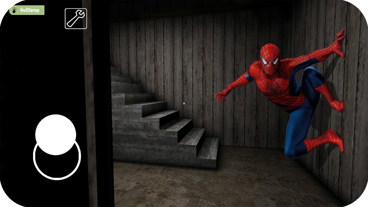 Nubi encuentra a Spiderman en Granny - Nubi Granny