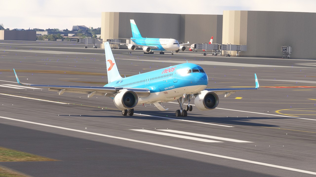 Very Low Pass! Neos Airbus A320 Just Feet Above the Ground