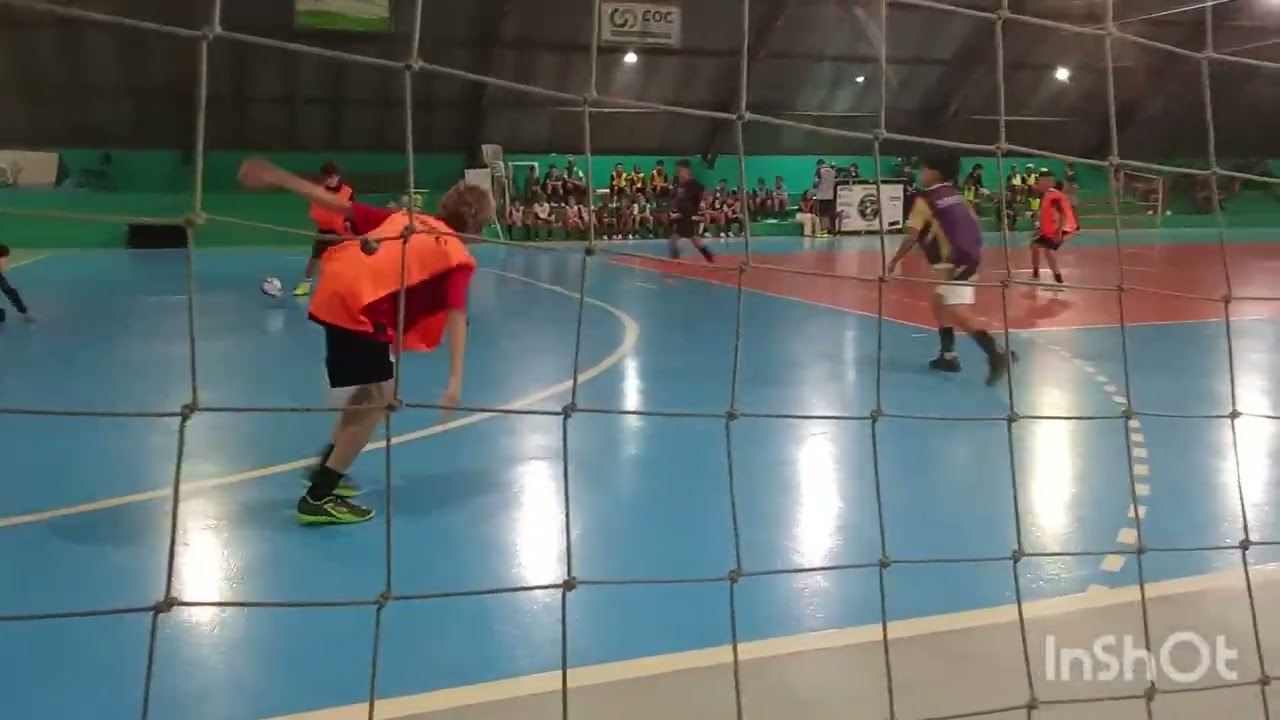 Hoje foi dia de seletiva no futsal de Colombo 