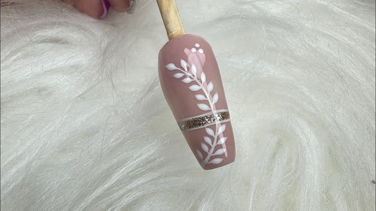Decoração de unha raminho de flor paint gel nail art