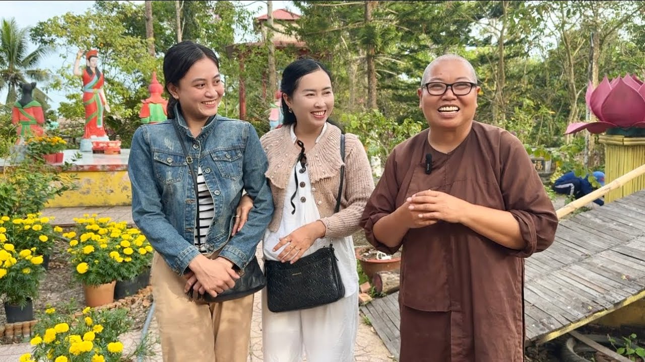 Chuẩn Bị Sẵn Sàng Hàng Hoá Phục Vụ Chợ 0 Đồng Tại Chùa Vĩnh Thạnh| PHƯƠNG THUÝ TV#1301