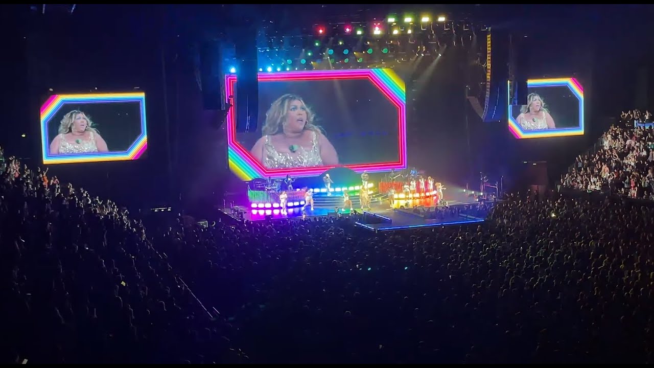 Lizzo - Special Tour (full show) - Auckland, 2023