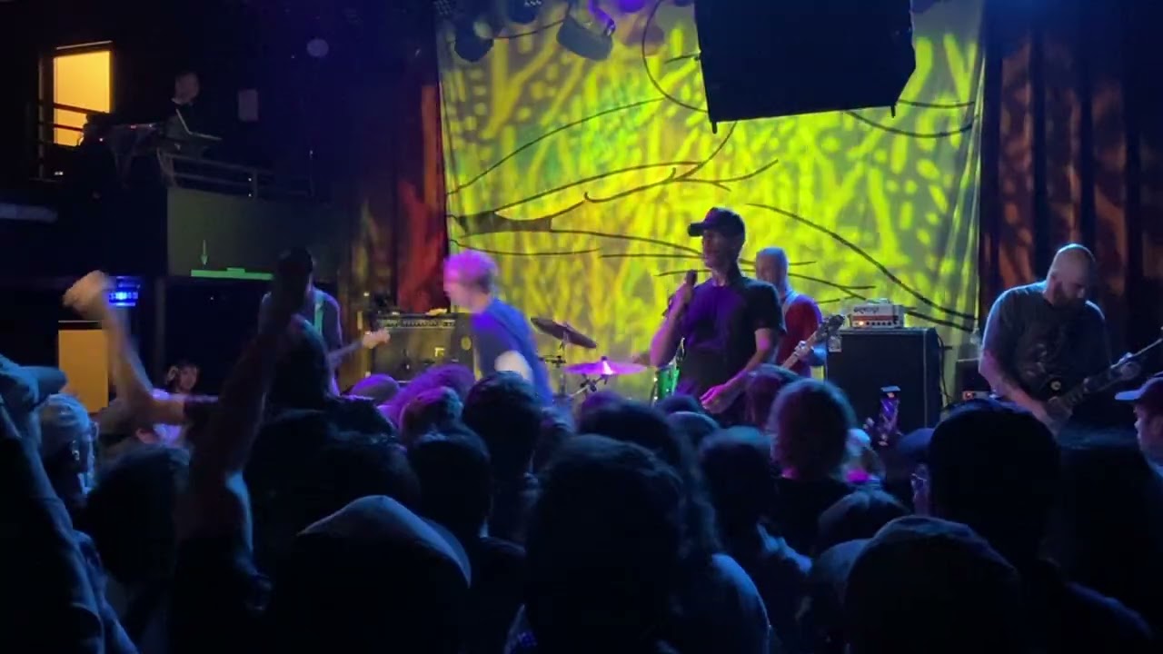 Drug Church ~ Weed Pins #live #set #closer #fineline #minneapolis #minnesota #punk #fan #singalong 